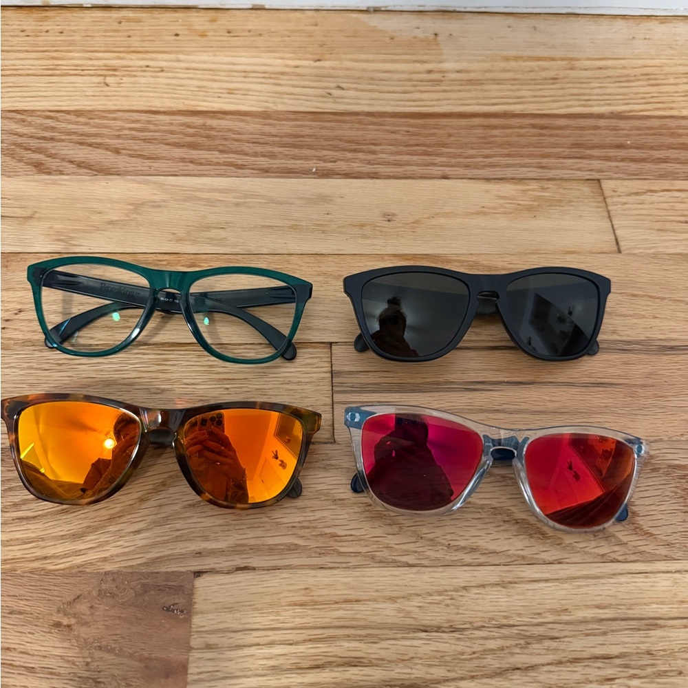 4 pairs of Oakley Frogskins